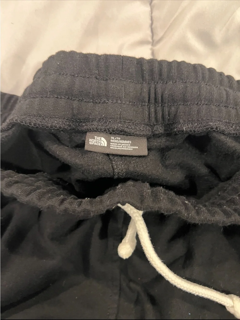 The North Face Tracksuit Men's Black Pullover Hoodie and Jogger Set XL